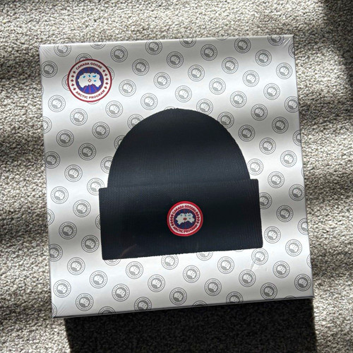 Canada goose goggle knit hat - goose,