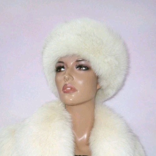 Real farmed arctic - fox, hat