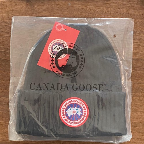 Canada goose beanie - goose,